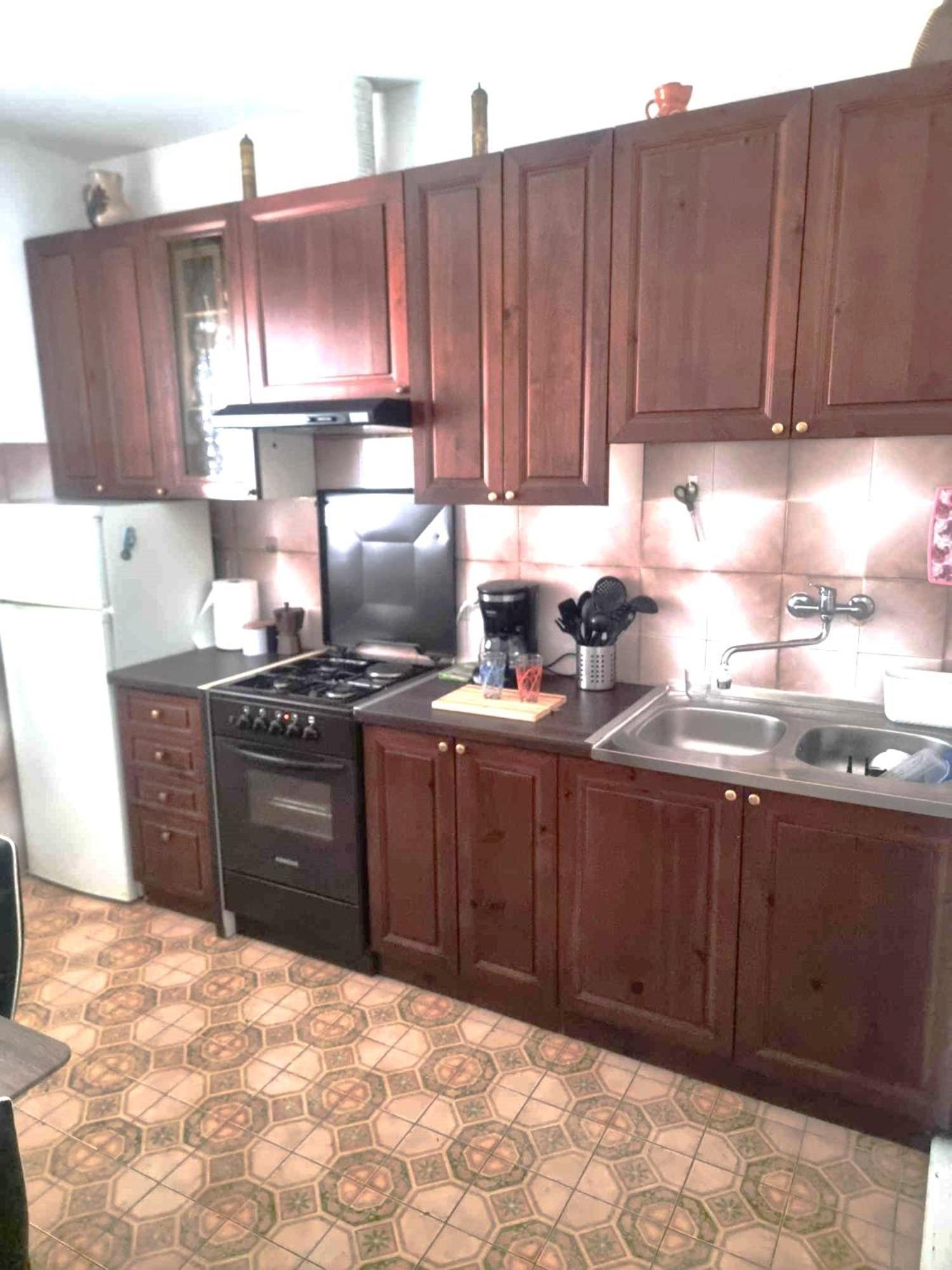 Din-pula Apartament *