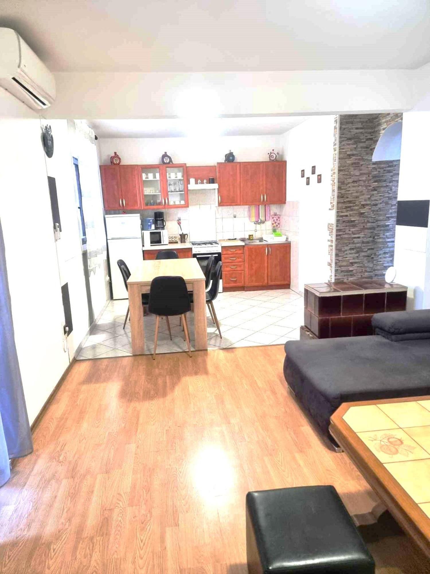 Din-pula Apartament Pula