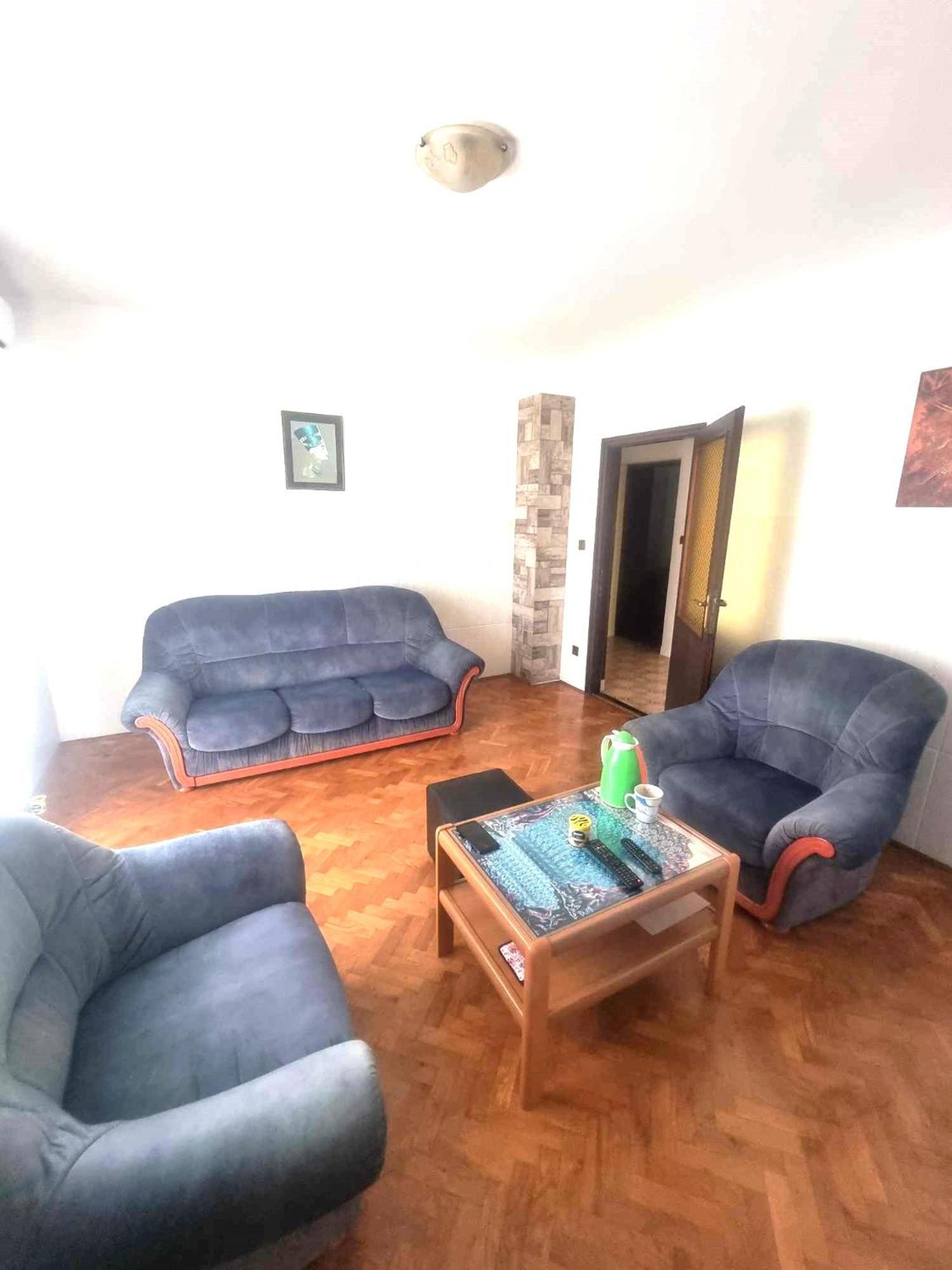 Din-pula Apartament Pula